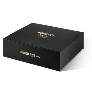  Zestaw opon Pirelli 150th Anniversary Prestige bundle box, 2x opona P Zero Race 26mm + dętka Smartube