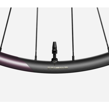 Komplet kół OQUO MP30LTD (karbon, 29", Shimano, mulberry matt)